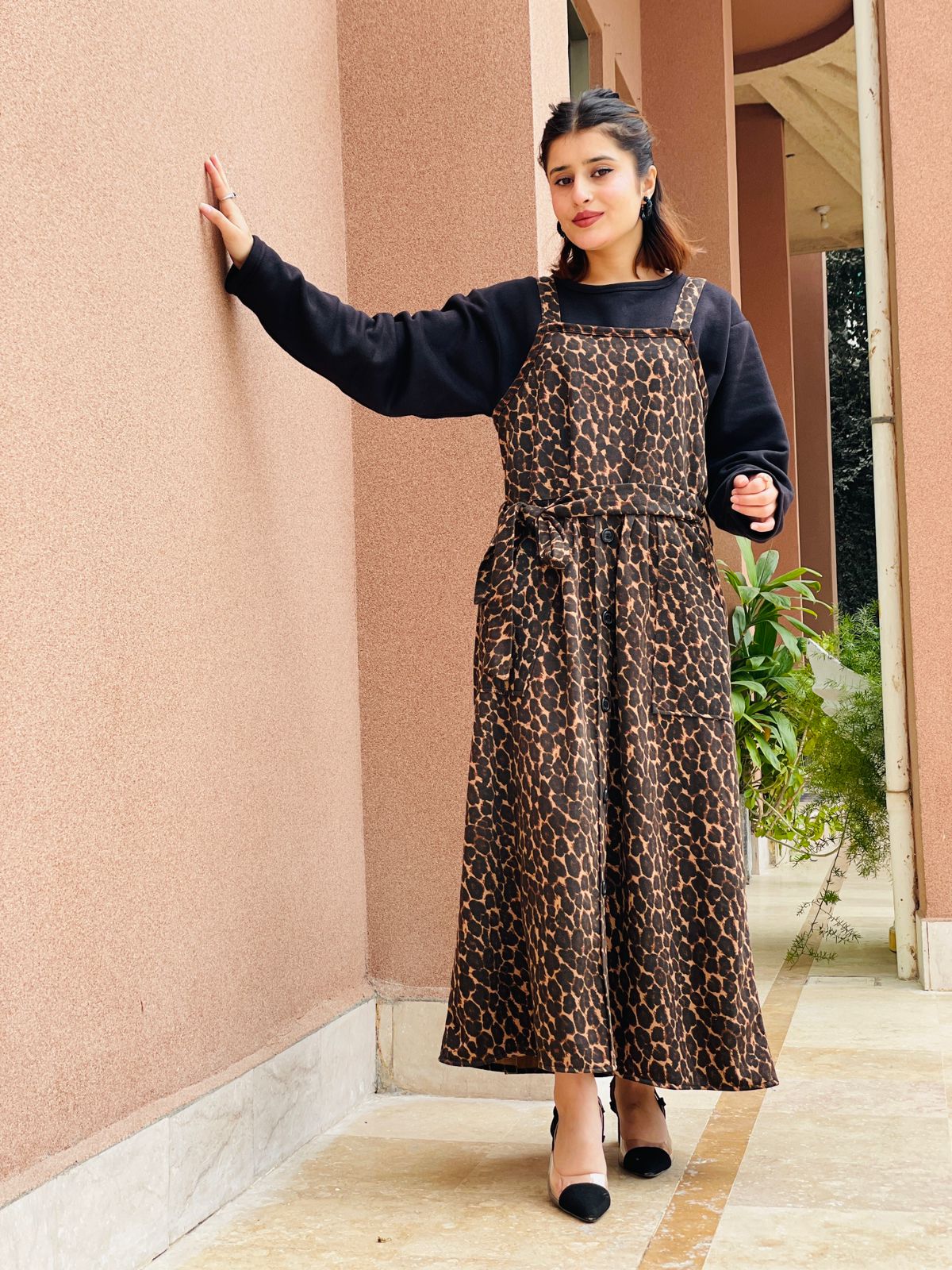 Tiger Print  Starapped Square Belted Dress With Black Shirt
