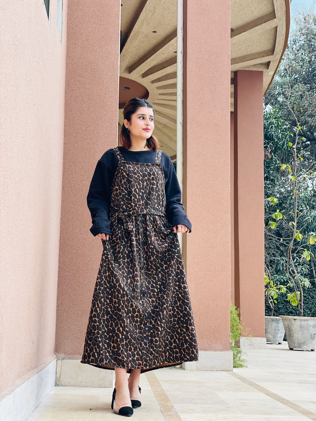 Tiger Print  Starapped Square Belted Dress With Black Shirt