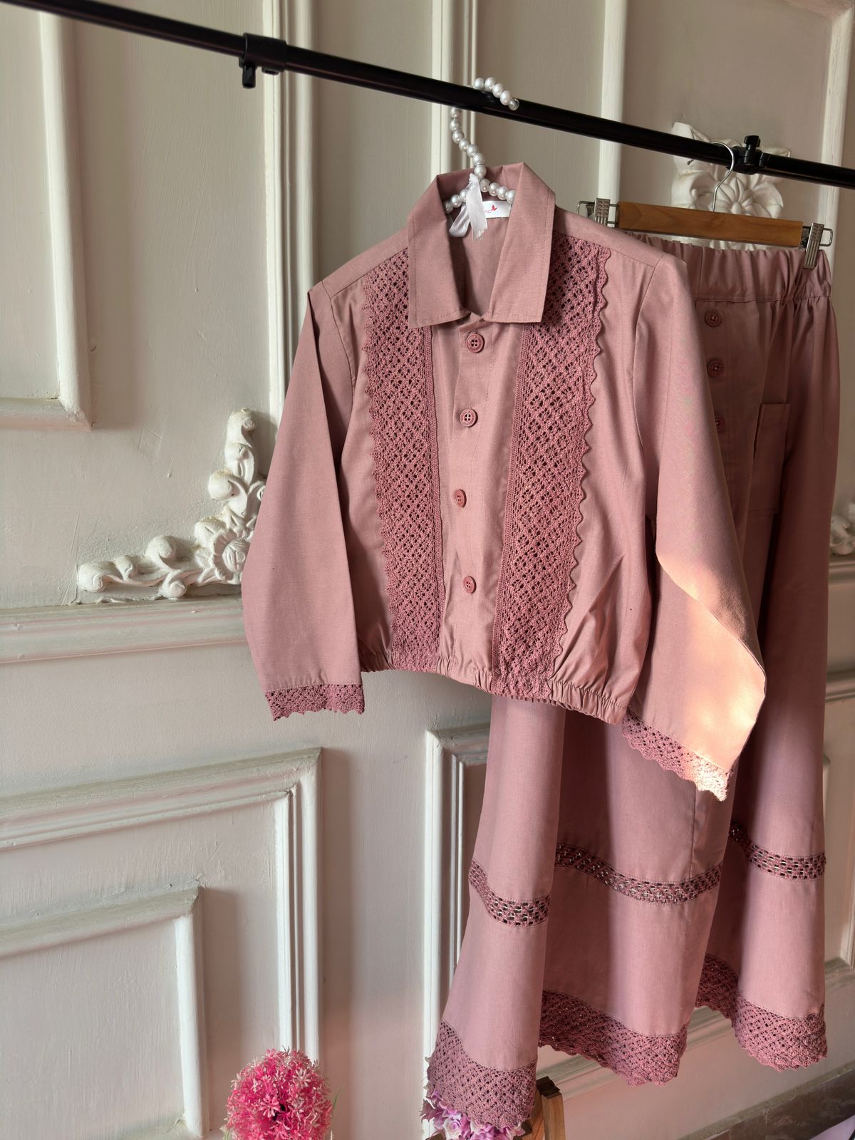 Rose Charm Lace Shirt & Skirt Set